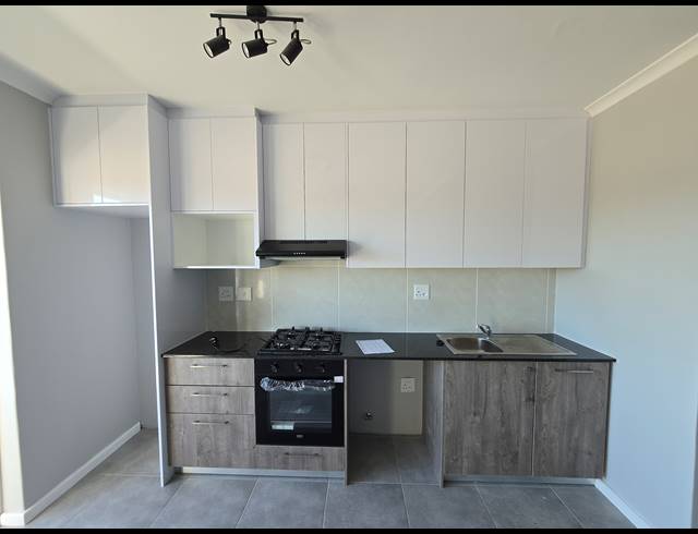 1 BEDROOM APARTMENT TO LET IN TABLE VIEW